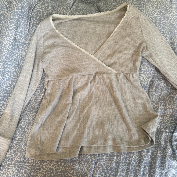 Hollister Cream Tan Wrap Blouse Long Sleeve Asymmetrical - Picture 1 of 3
